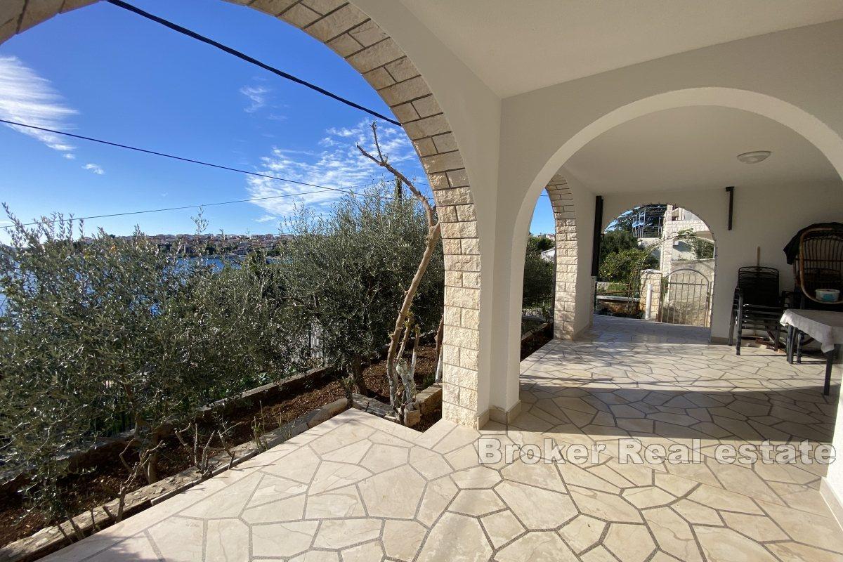 Casa vicino al mare con vista mozzafiato