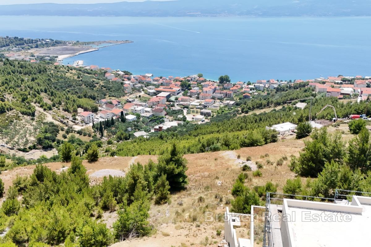Pozemok s otvoreným výhľadom na more