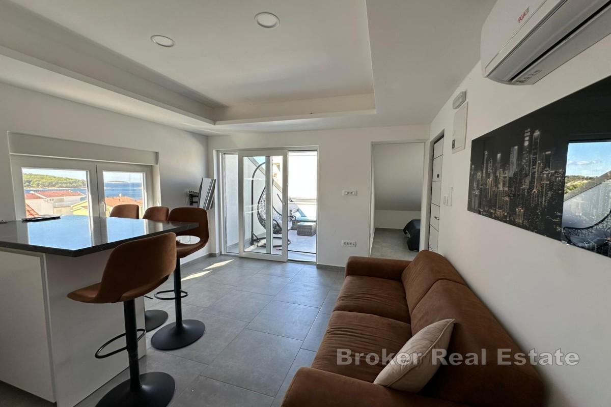 Nybyggd byggnad i lugnt läge