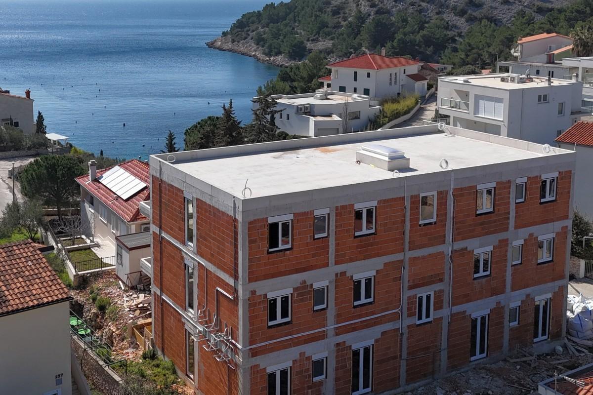 001-2044-83-rogoznica-two-bedrooms-apartment-with-sea-view-for-sale