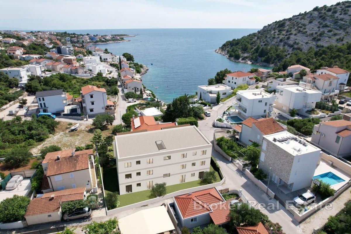 Atrakcyjny apartament w nowym budynku blisko morza