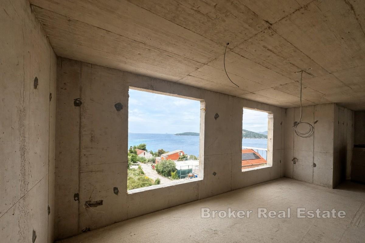 Esclusivo appartamento in un nuovo edificio con vista mare aperta