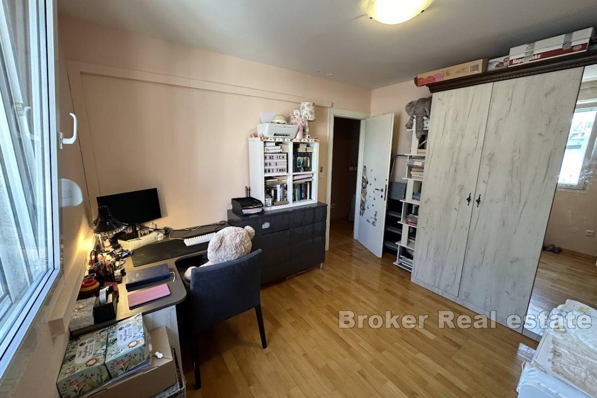 Mieszkanie dwupokojowe w spokojnej okolicy blisko morza