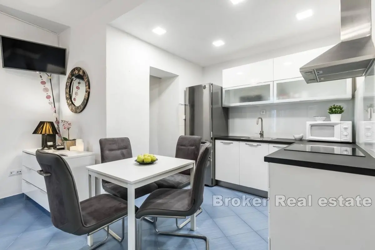 001-2045-03-Split-city-center-One-bedroom-apartment-for-sale