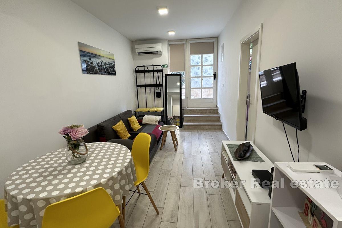 Neu renovierte Wohnung in hervorragender Lage