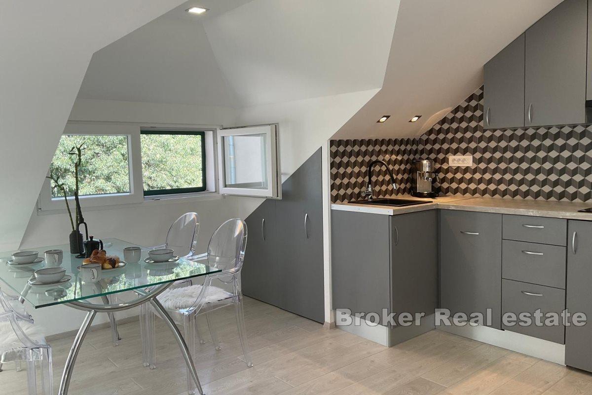 Atrakcyjny apartament z jedną sypialnią w pożądanej lokalizacji