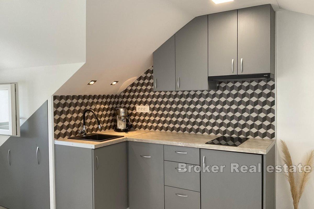 Atrakcyjny apartament z jedną sypialnią w pożądanej lokalizacji