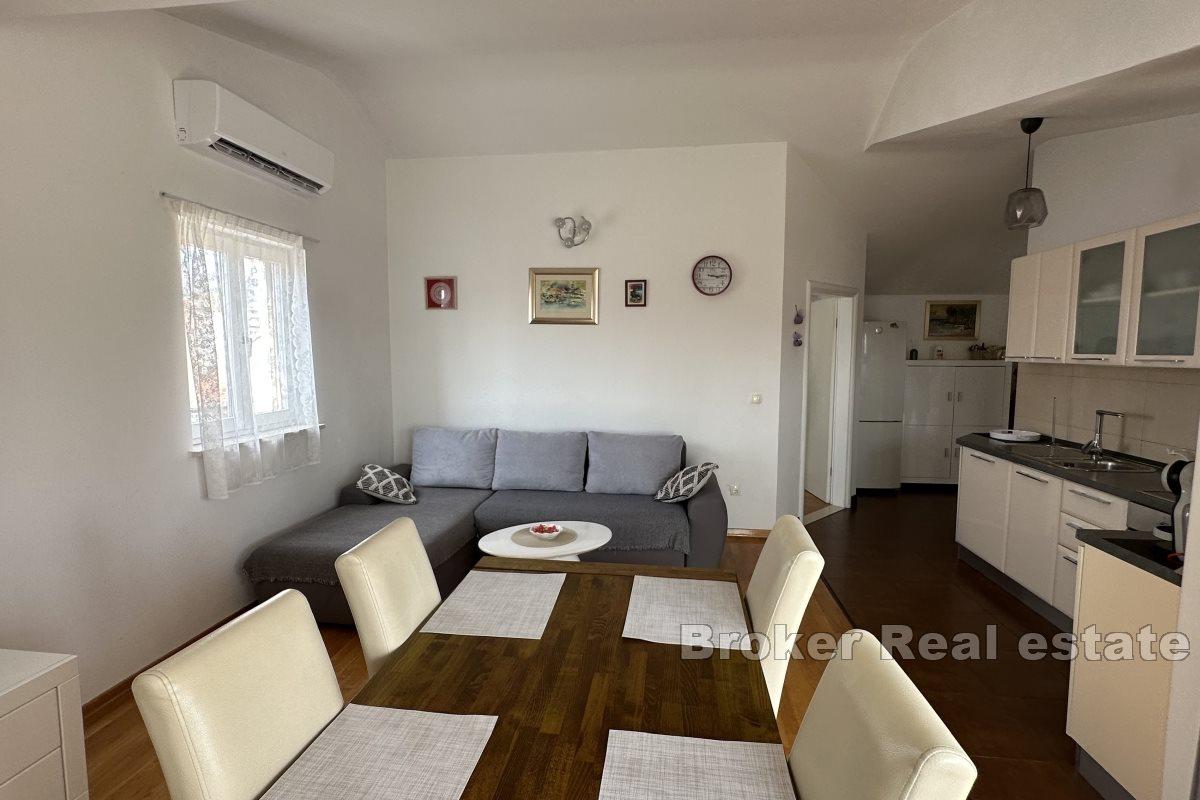 Two-bedroom apartment with a balcony in a peaceful area of the city