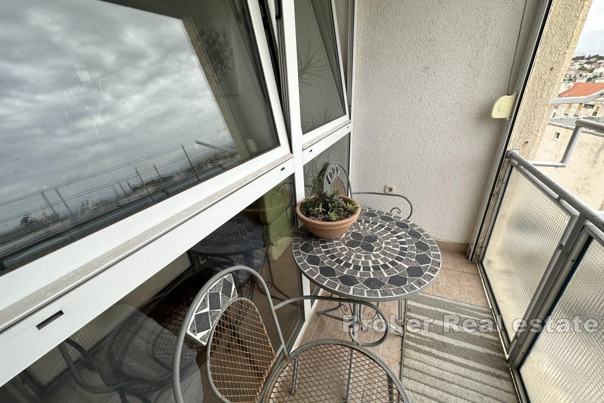 Flott to-roms leilighet med balkong med attraktiv beliggenhet