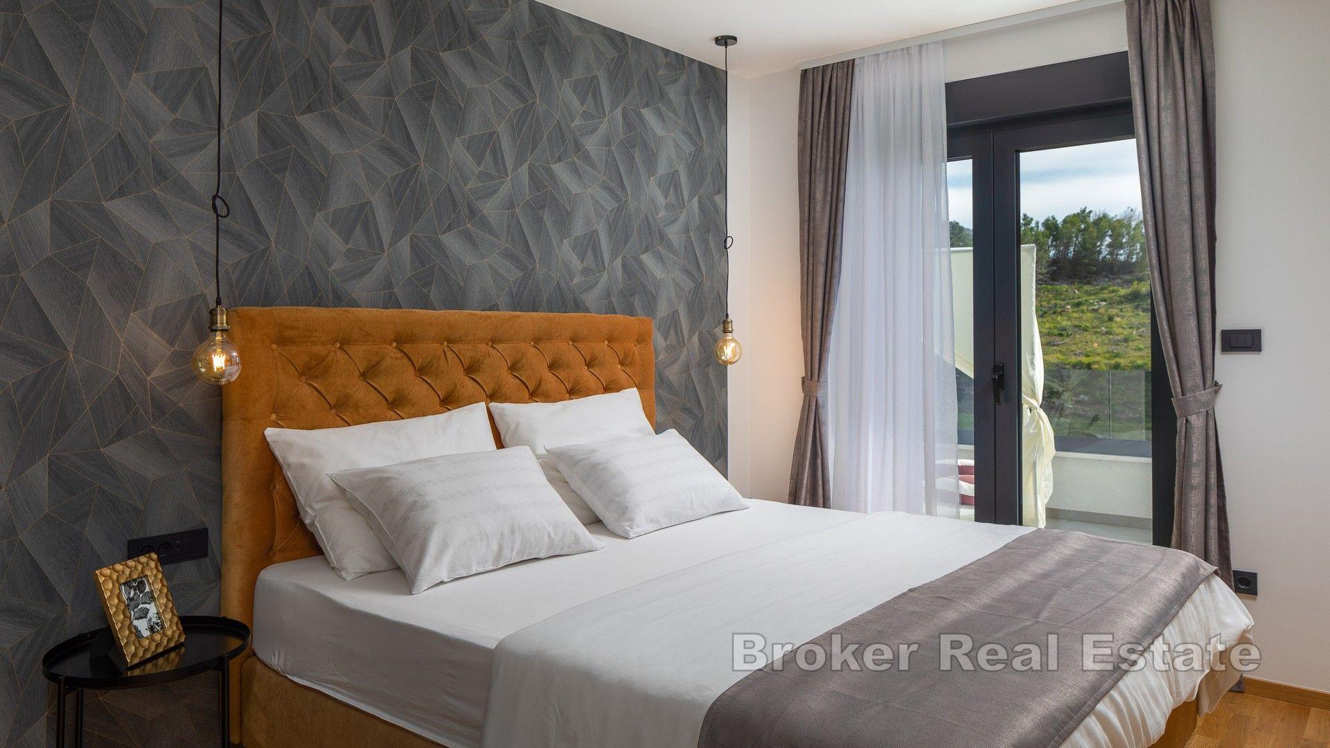 Willa z bogatym wyposażeniem i panoramicznym widokiem na morze