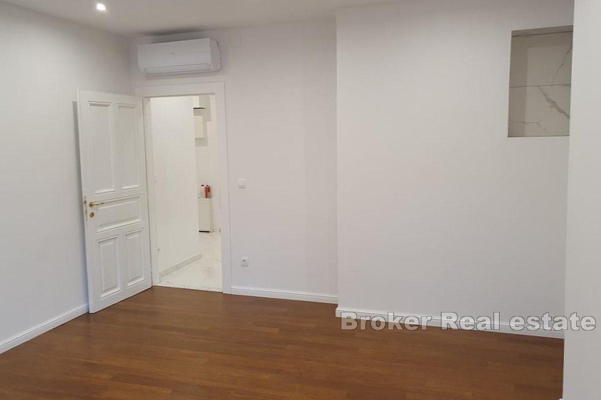Nowoczesny apartament z trzema sypialniami w sercu Zagrzebia