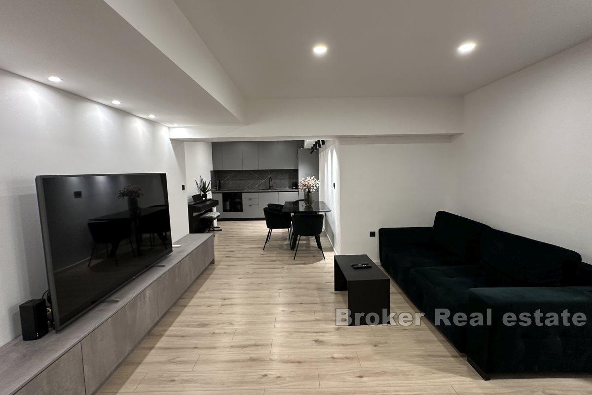 Split, Bačvice - niedawno odnowiony apartament z jedną sypialnią w pożądanej lokalizacji