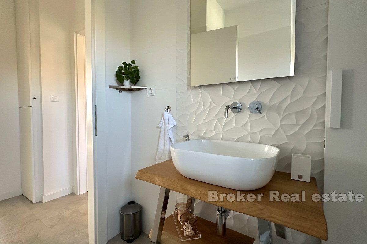 Split, Center - Veľký 2-spálňový apartmán v blízkosti Diokleciánovho paláca