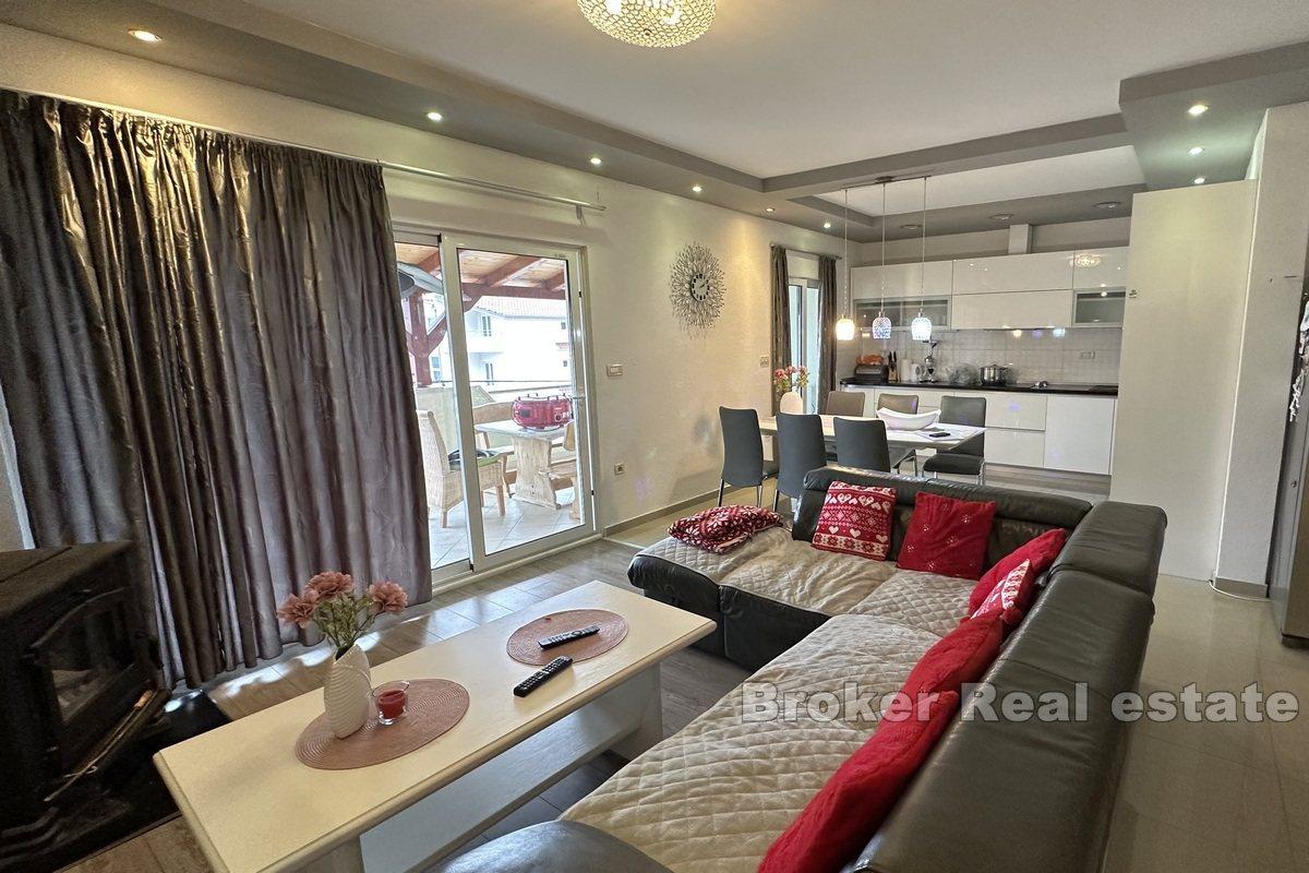 Furnished Apartments in the Second Row from the Sea