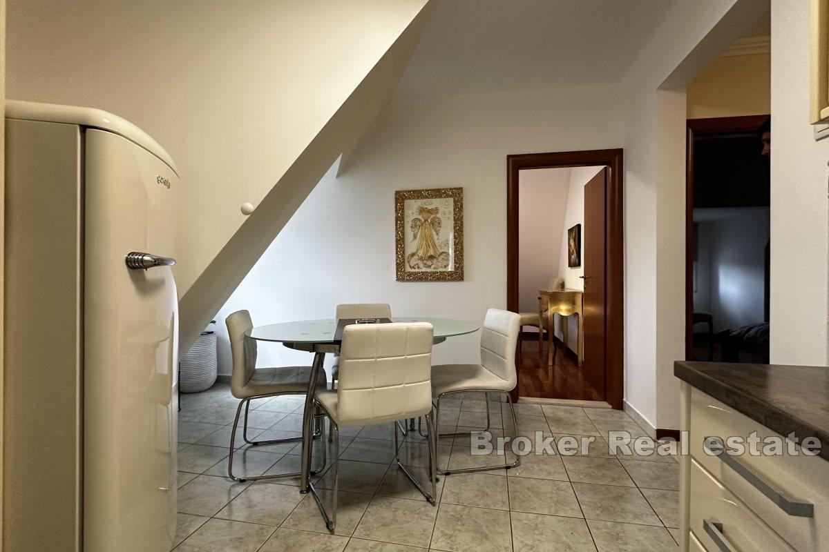 Cozy two-bedroom apartment in a unique location
