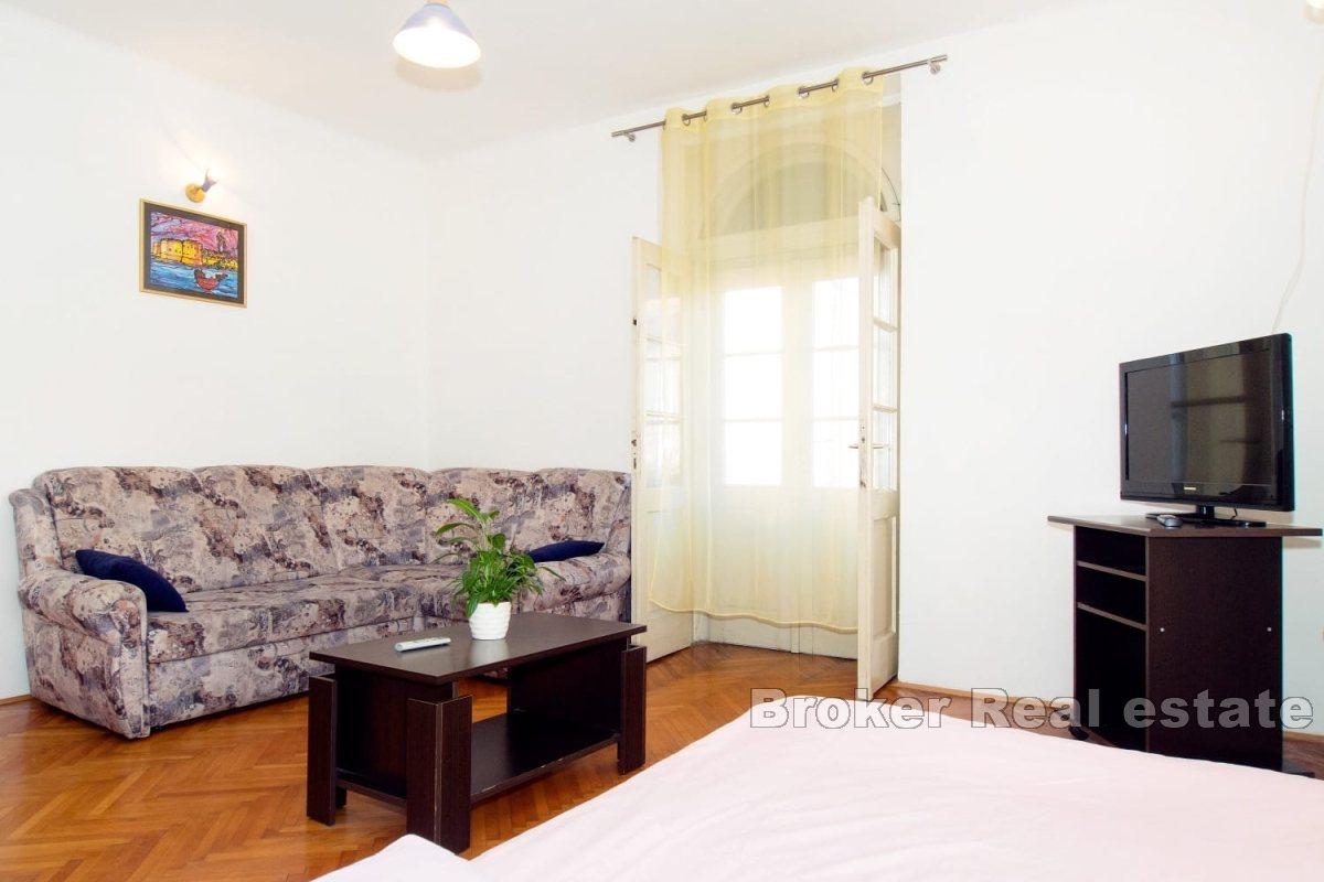 Attractive two-bedroom apartment in a quiet location