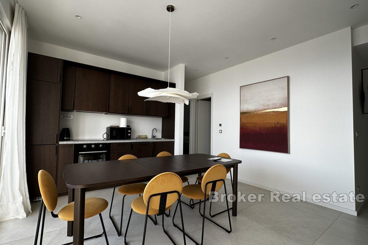 Newly renovated spacious two-bedroom apartment near the city center