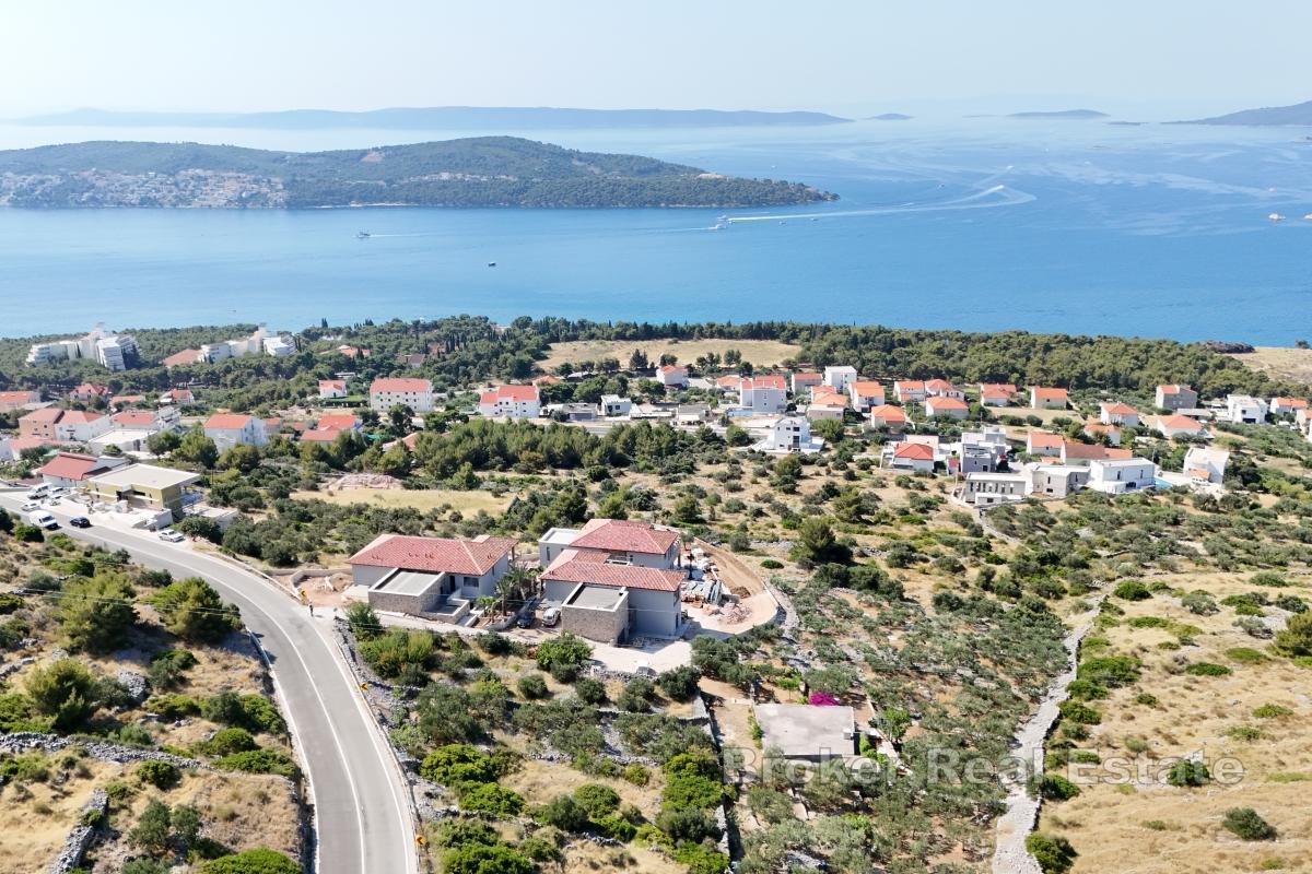 Terrain à bâtir avec vue panoramique sur la mer