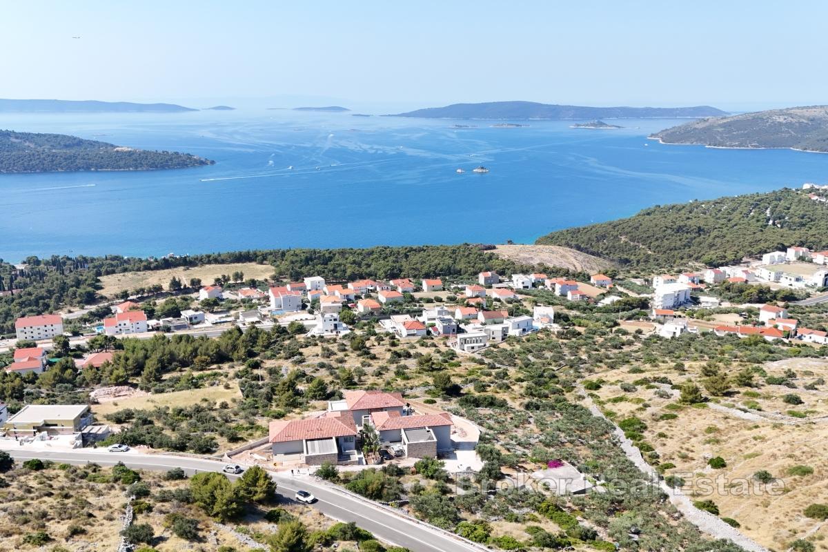 Terrain à bâtir avec vue panoramique sur la mer