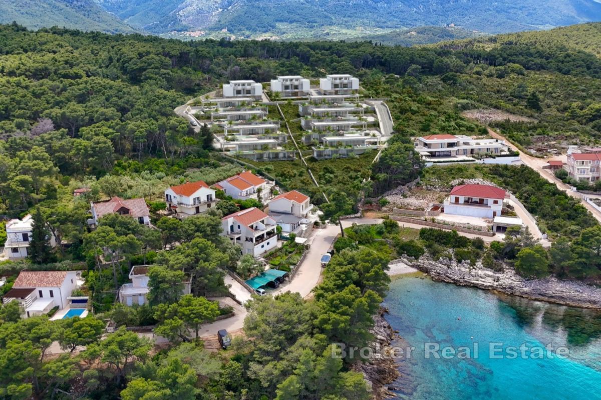 Romslig tomt med prosjekt