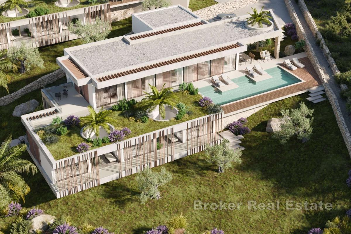 Romslig tomt med prosjekt