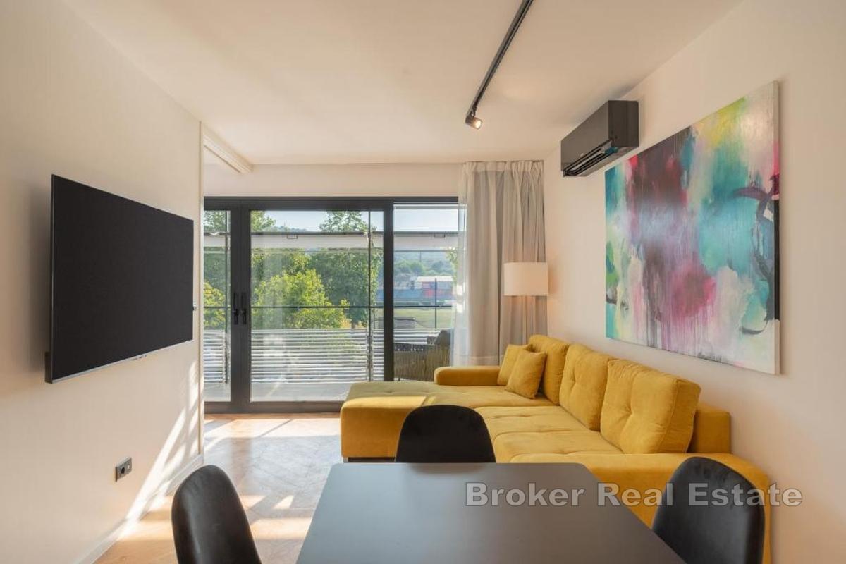 Modern eingerichtete Zweifamilienhäuser im Stadtzentrum