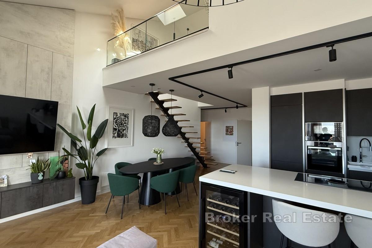 Modern lägenhet med havsutsikt