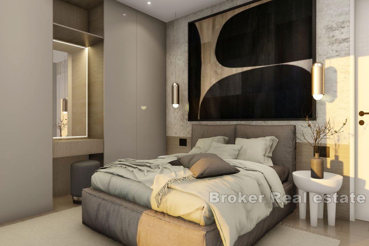 Nowoczesny nowy budynek w spokojnej części miasta