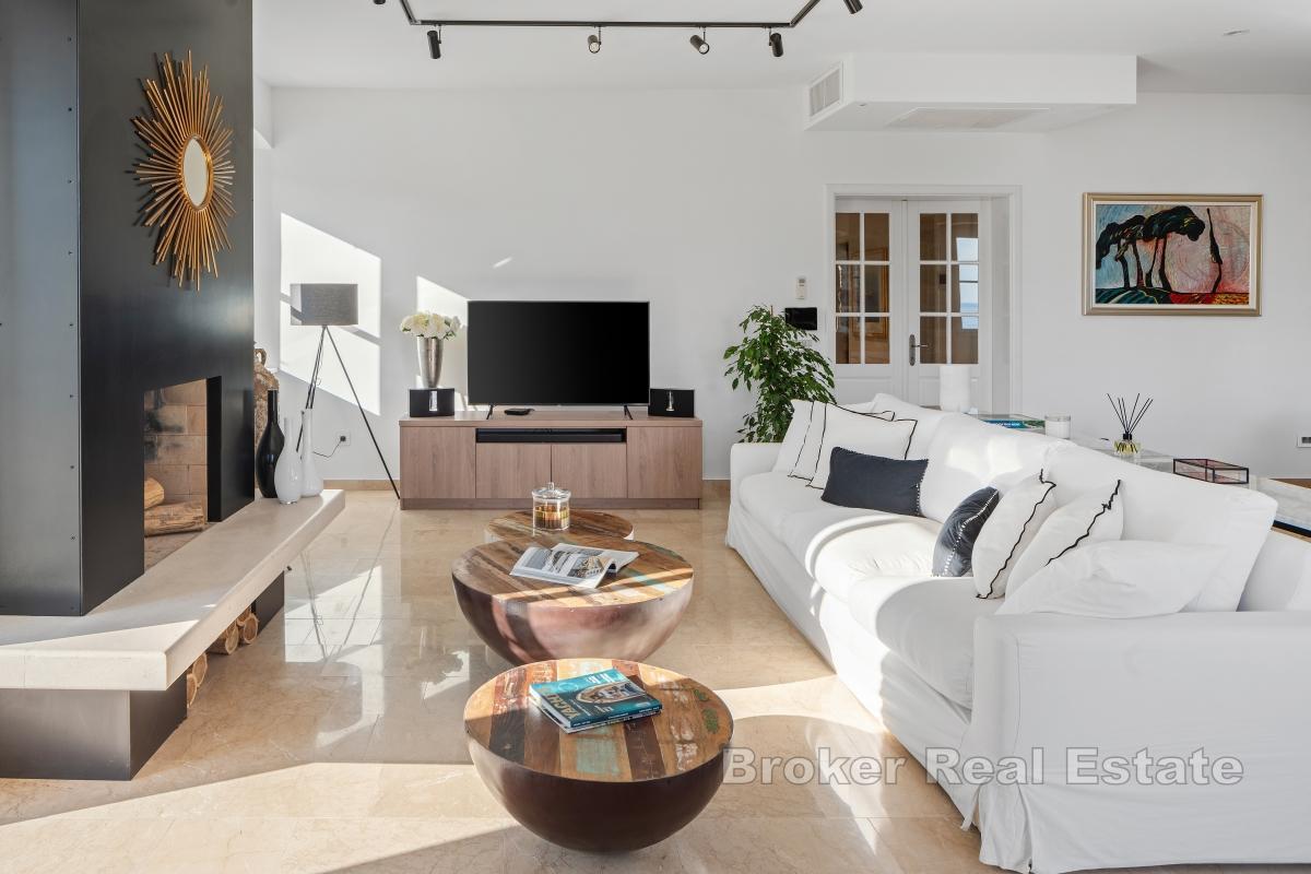 Mimoriadna luxusná vila blízko mesta