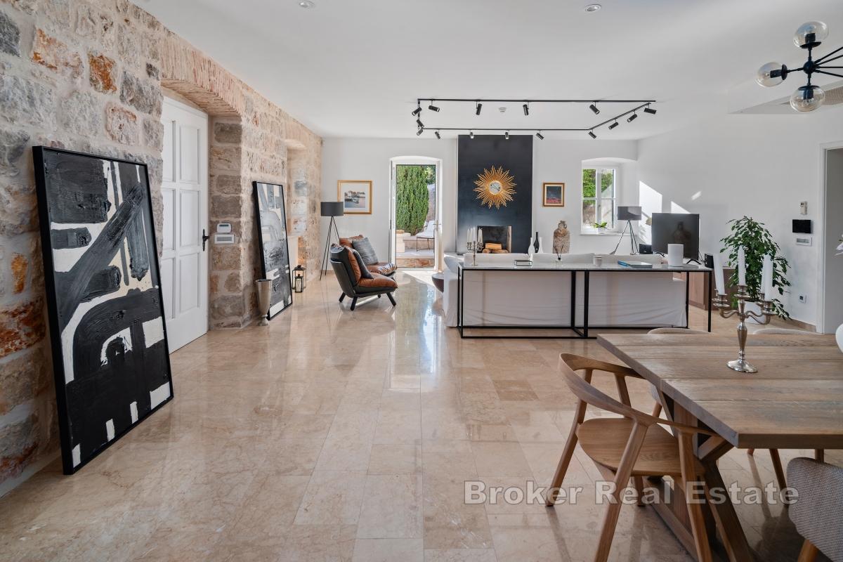 Mimoriadna luxusná vila blízko mesta