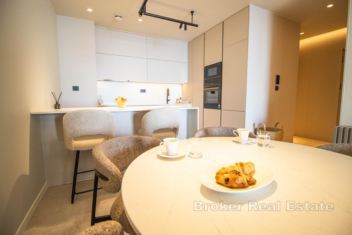 Unikalny apartament z dwiema sypialniami i widokiem na morze