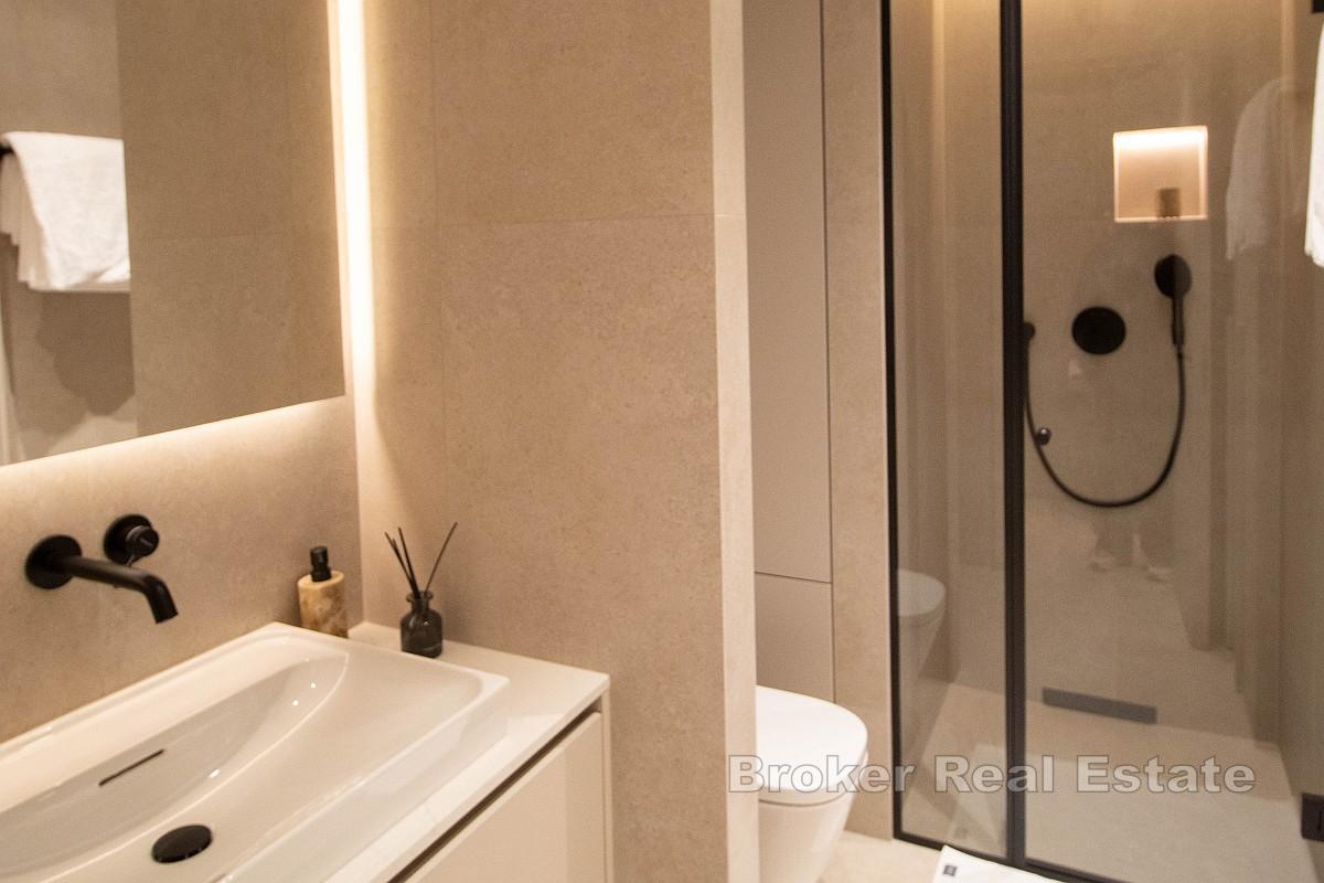 Unikalny apartament z dwiema sypialniami i widokiem na morze