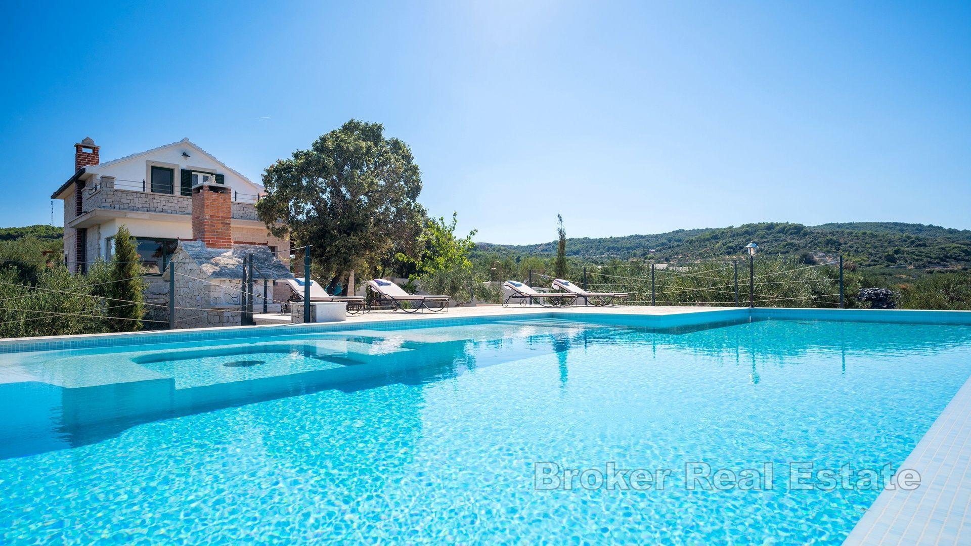 Okouzlující dům s výhledem na moře