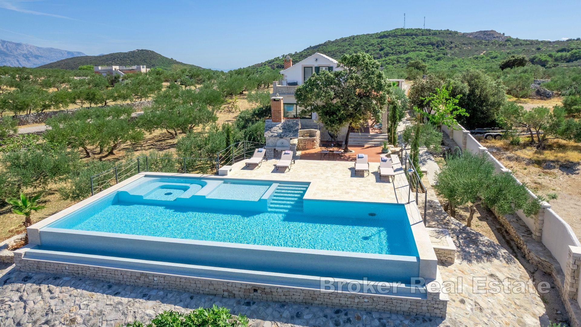 Sjarmerende hus med havutsikt