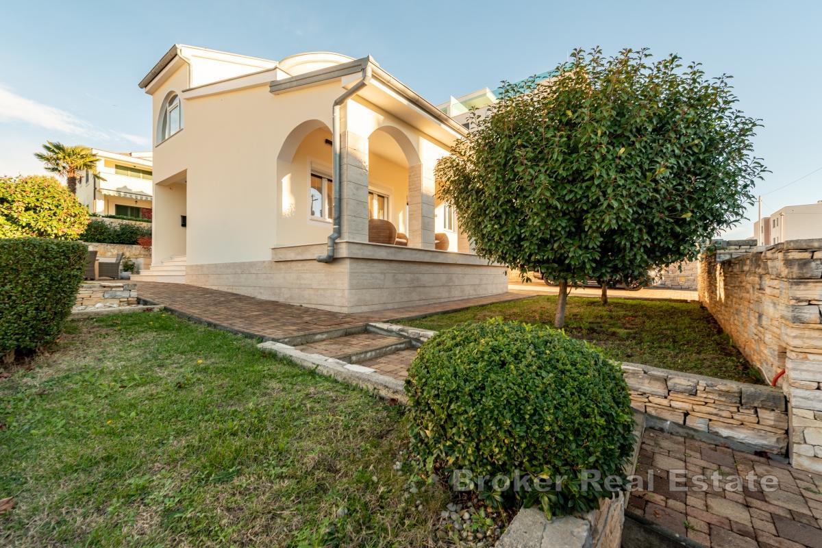 Unikátní vila blízko města