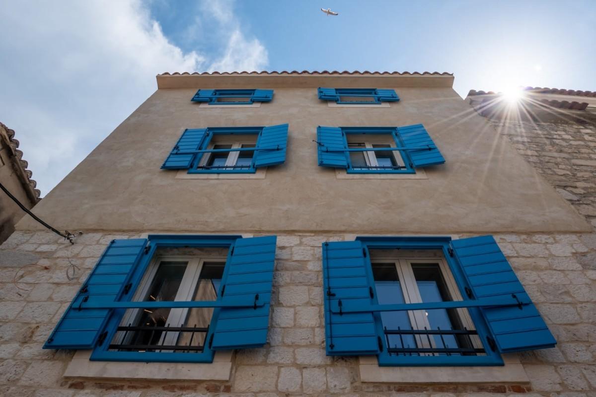 Modernes Steinhaus in der Altstadt von Split