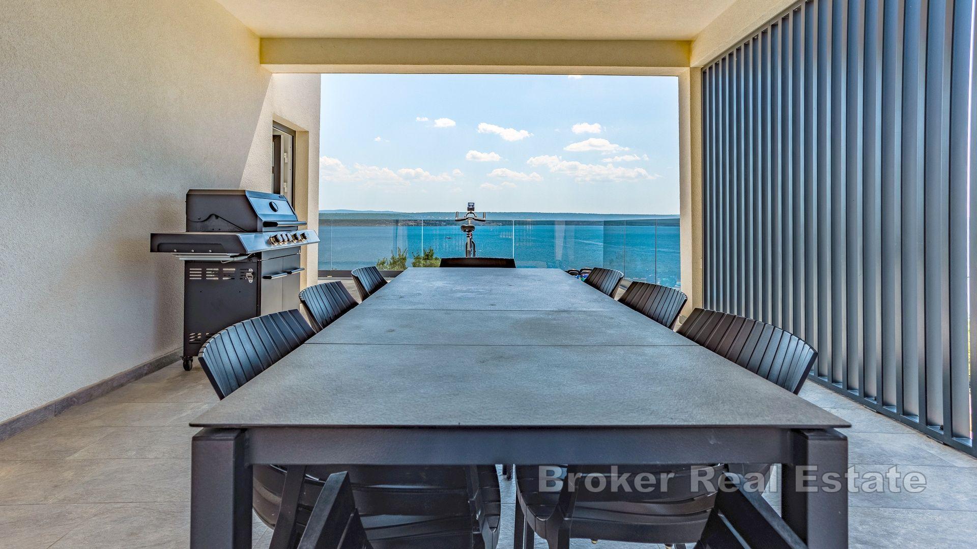 Eine wunderschöne Villa direkt am Meer