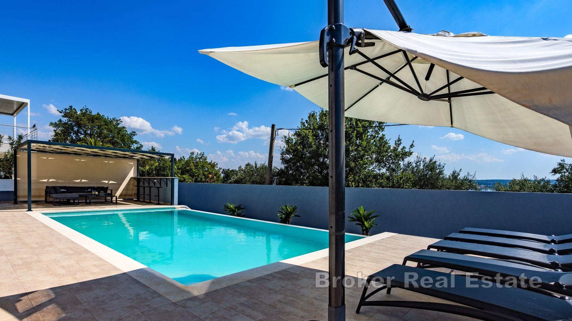 Eine wunderschöne Villa direkt am Meer