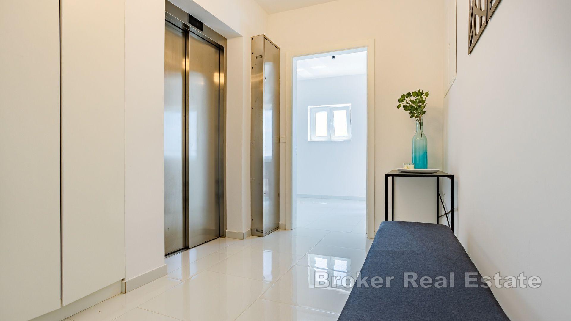 Eine wunderschöne Villa direkt am Meer