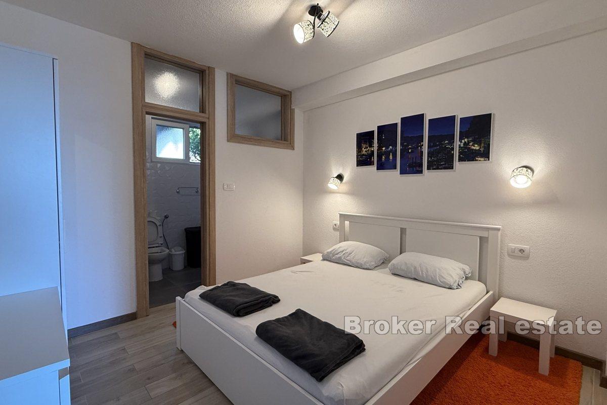 Sjarmerende leilighet med havutsikt