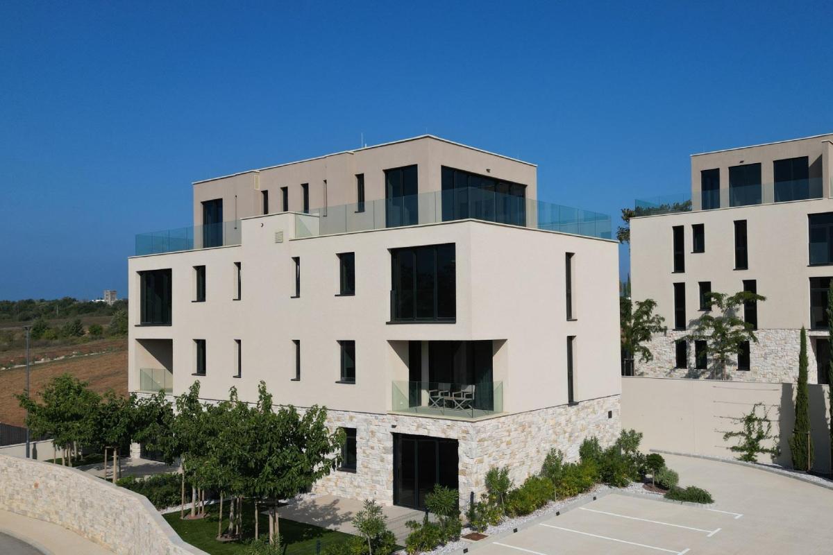 001-2046-49-Umag-Two-bedroom-apartment-in-a-luxury-resort-sale