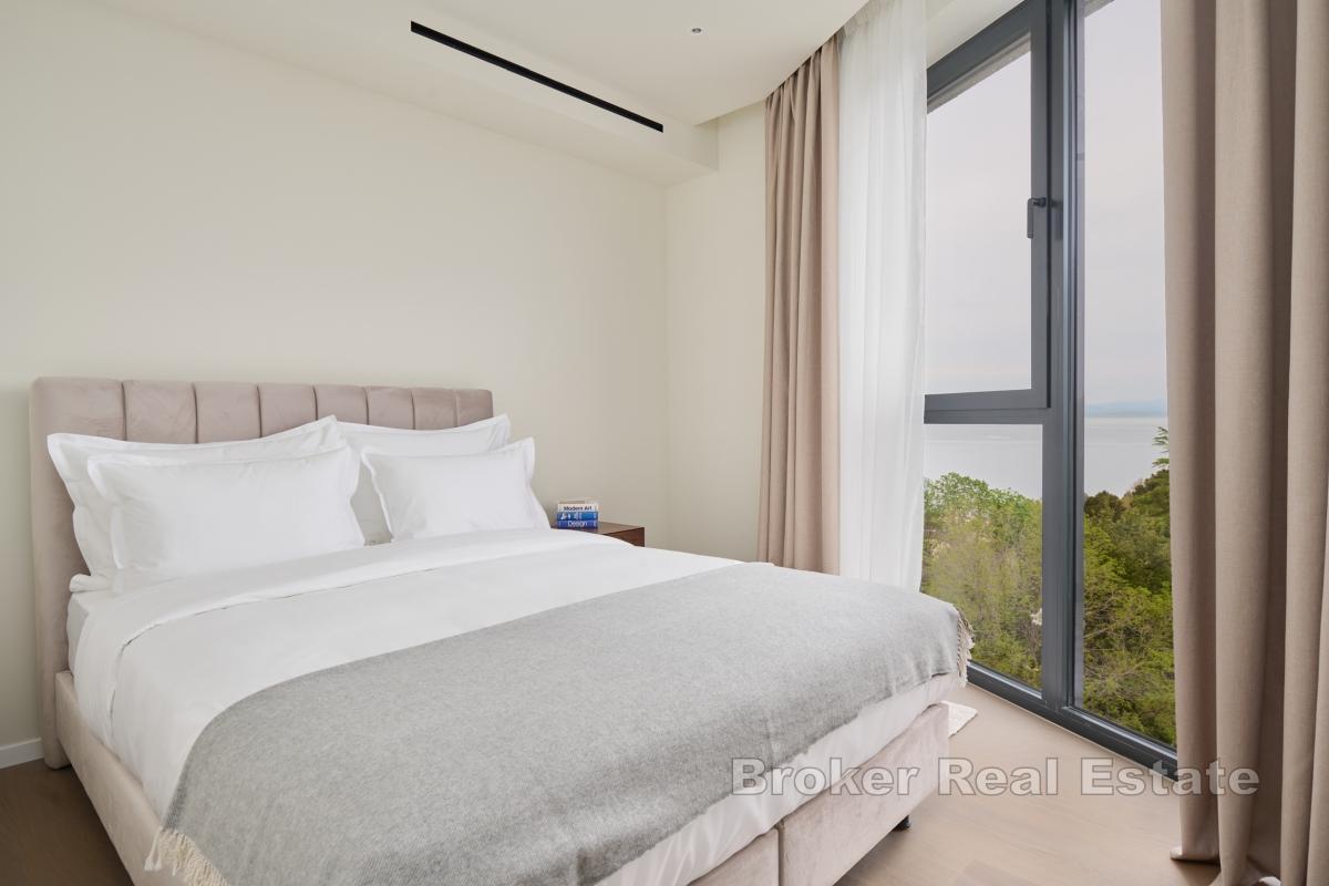 Predivni dvoetažni penthouse u novogradnji unutar luksuznog resorta