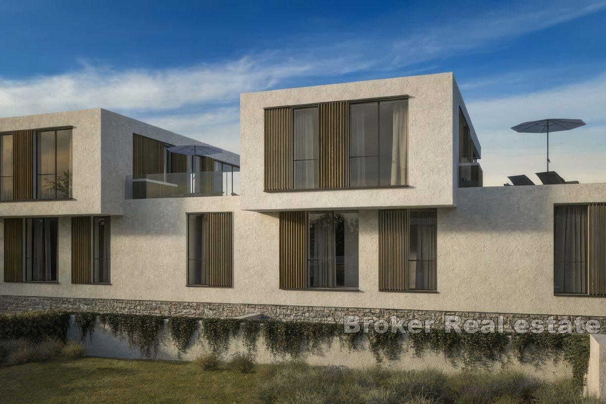 Nowoczesna willa w zabudowie bliźniaczej na terenie ośrodka