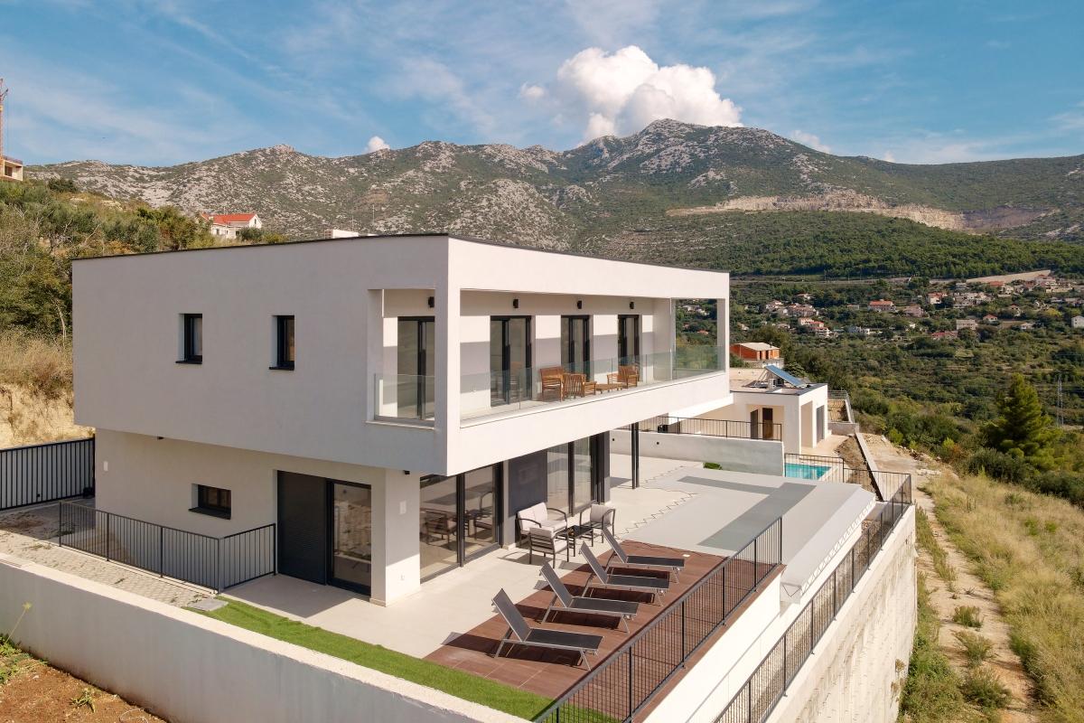 Splitská oblasť - Klis - Jedinečná vila v krásnej lokalite
