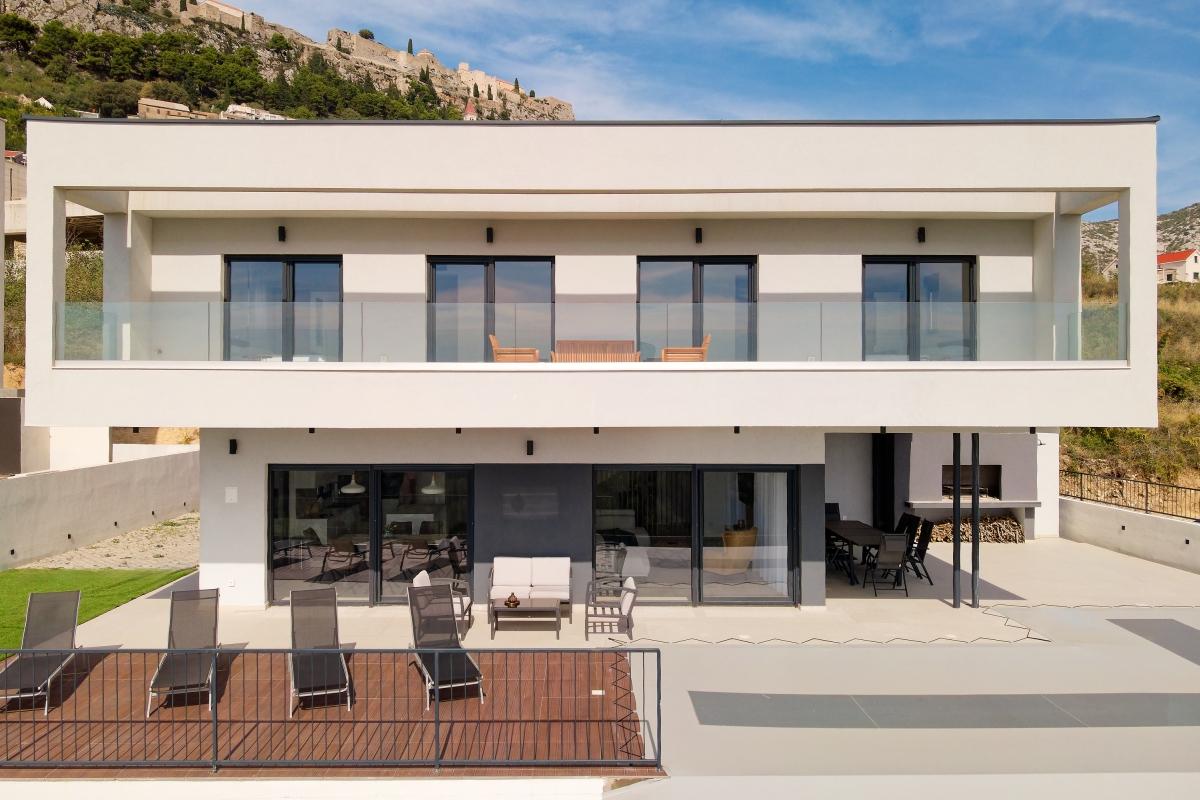 001-2046-71-Split-area-Modern-villa-with-sea-view-for-rent