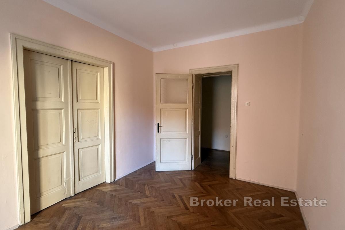 Jedinečný prostorný byt nedaleko centra města