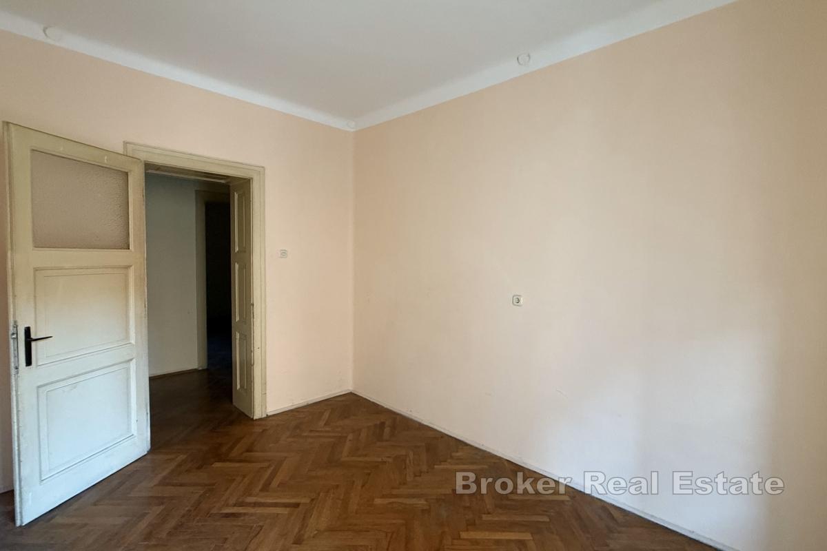 Jedinečný prostorný byt nedaleko centra města