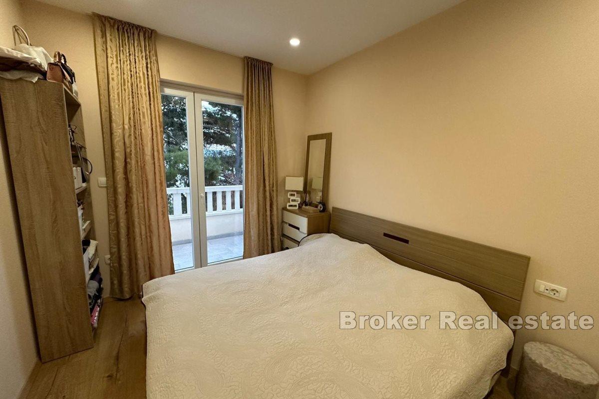 Moderní vila v první řadě k moři