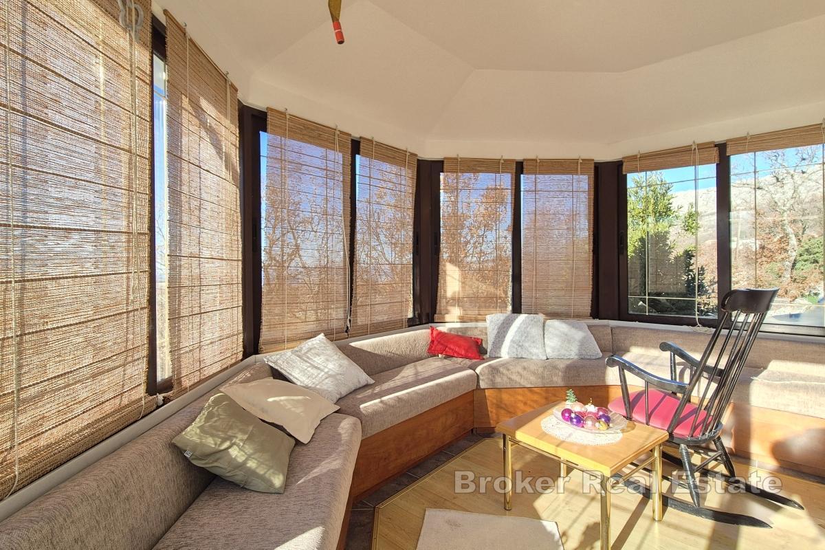 Casa con vista in posizione tranquilla