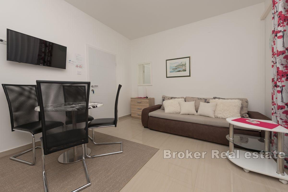 Leilighetshus nær stranden